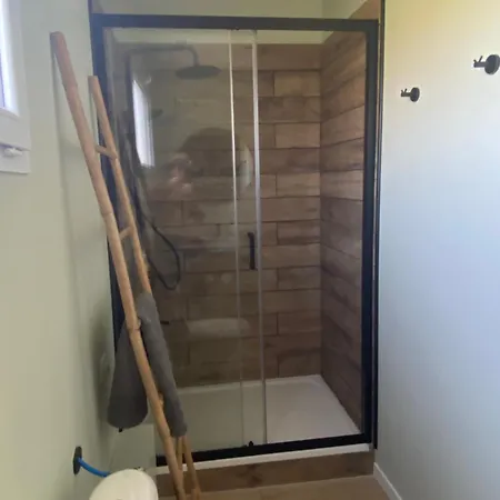 Tiny-house Hébergement de vacances *